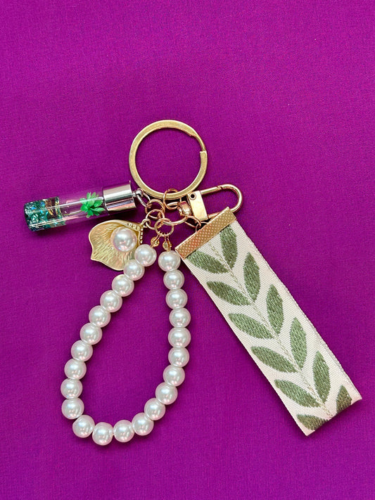 Adult key ring//bag chain - pearls - with green