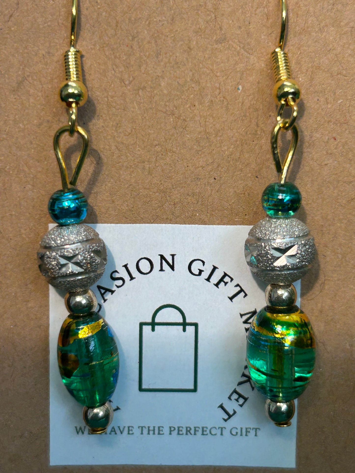 Long jade green earrings - glass beads